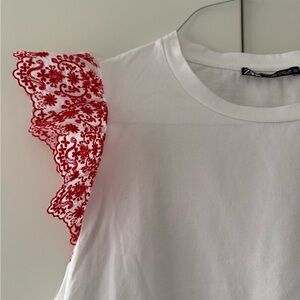 Zara White T-Shirt with Red Embroidered Lace Sleeves - size small